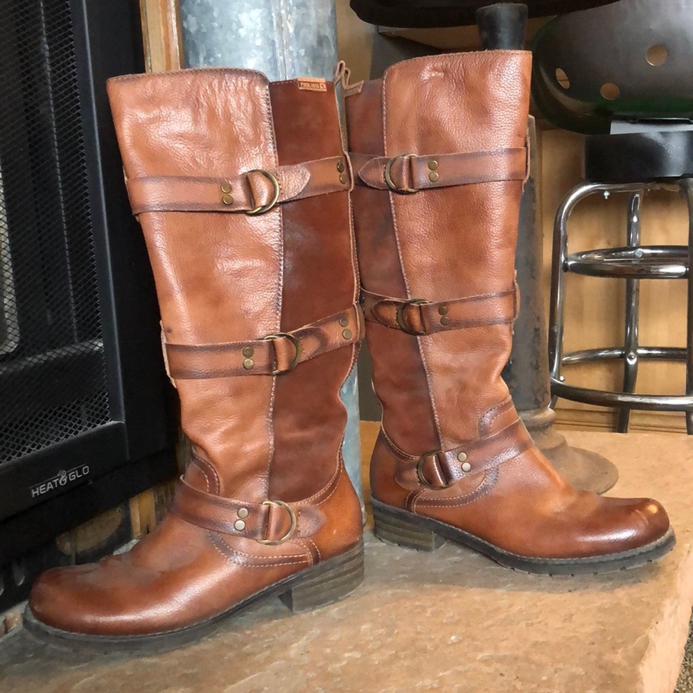 Pikolinos boots